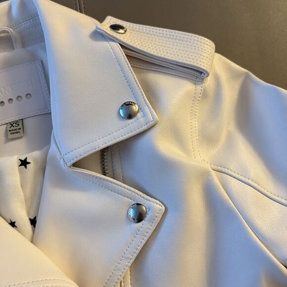 NWT BlankNY Pure Motivation Faux Leather Moto White Jacket. Size XS(2). - Picture 8 of 13